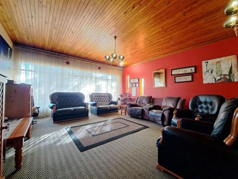 To Let 5 Bedroom Property for Rent in Potchefstroom North West